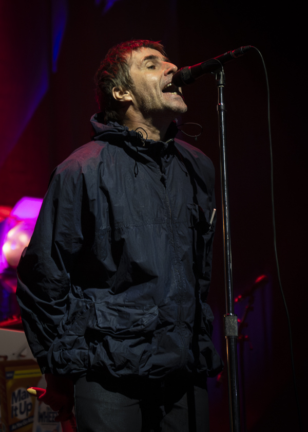 TVD Live Shots: Liam Gallagher and John Squire at the Troxy, 3/26